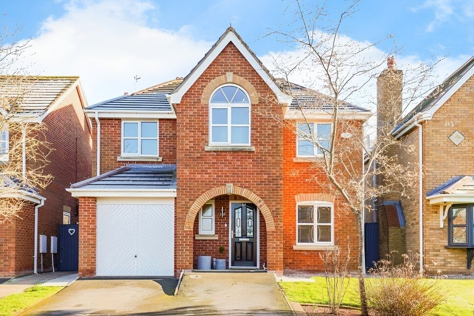 4 bedroom Detached House for sale, Rosefinch Way, Blackpool, FY3 £265,000