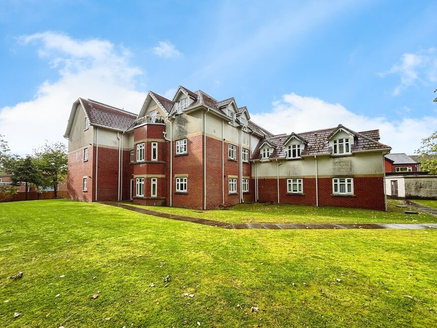 Main image of 2 bedroom  Flat to rent, Blackpool Old Road, Poulton-le-Fylde, Lancashire, FY6