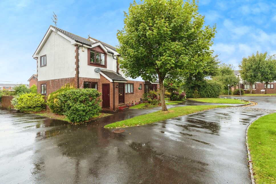 Main image of 1 bedroom End Terrace House for sale, Mooreview Court, Blackpool, Lancashire, FY4
