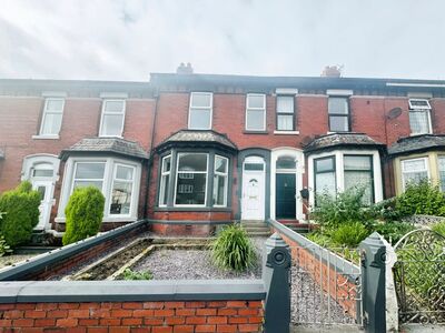 Beech Avenue, 4 bedroom Mid Terrace House for sale, £175,000