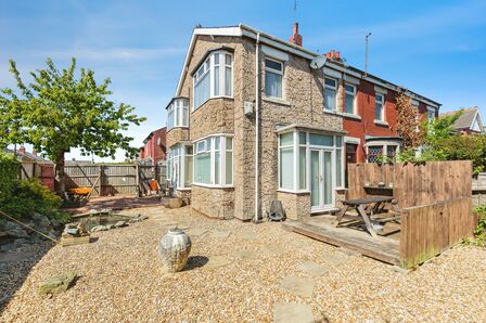 Harris Avenue, 3 bedroom End Terrace House for sale, £145,000