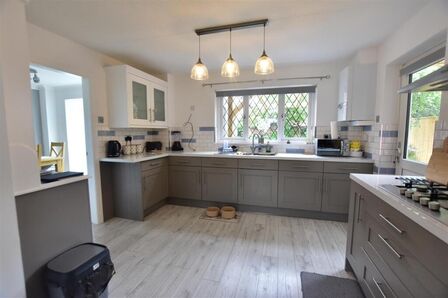 Moss Way, 3 bedroom Detached House for sale, £254,995