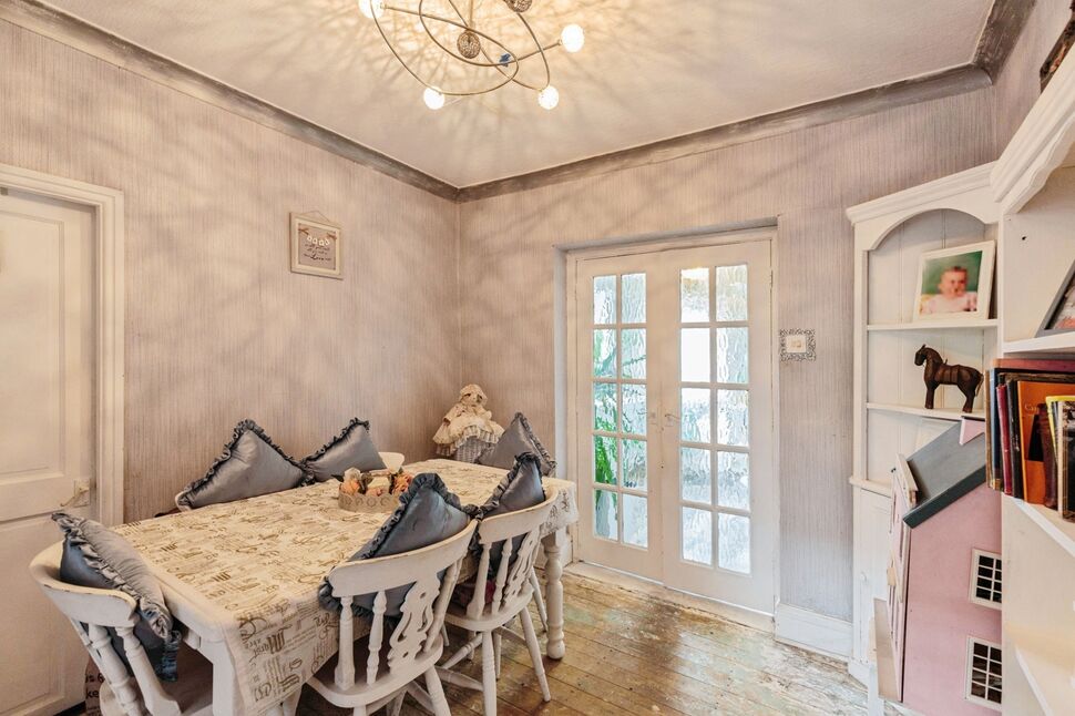 Main image of 3 bedroom End Terrace House for sale, Fairway Road, Blackpool, Lancashire, FY4