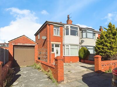 Lulworth Avenue, 3 bedroom End Terrace House for sale, £100,000