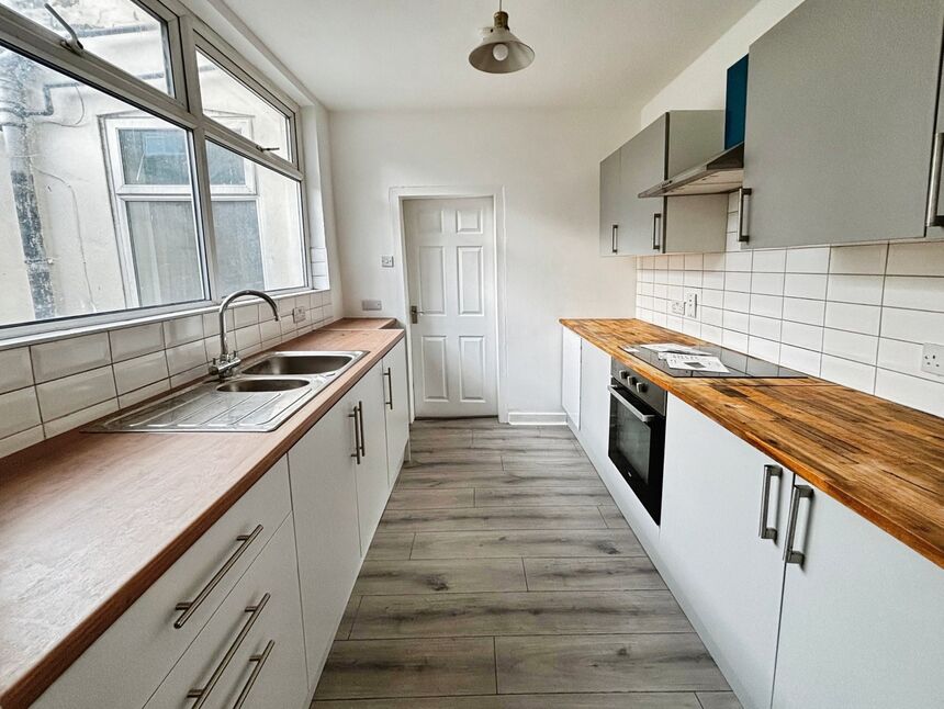 Main image of 1 bedroom Flat to rent, Hill Street, Blackpool, Lancashire, FY4