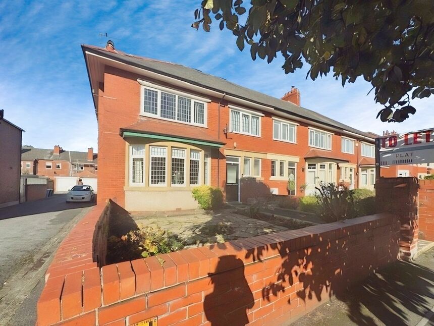 Main image of 2 bedroom  Flat to rent, Kingsway, Lytham St. Annes, Lancashire, FY8