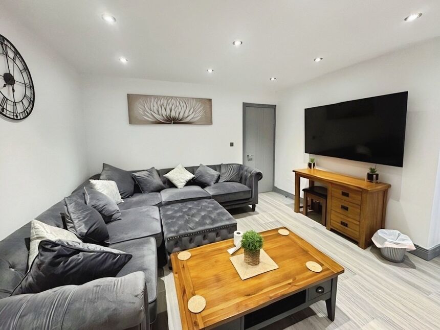 Main image of 2 bedroom Flat to rent, Banks Street, Blackpool, Lancashire, FY1