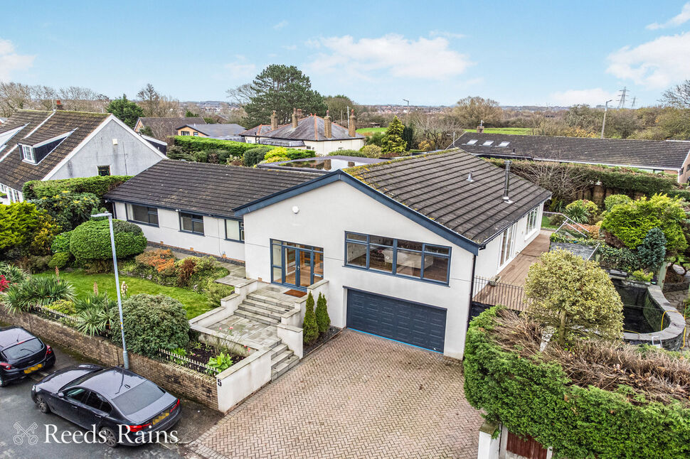 Main image of 6 bedroom Detached House for sale, Robins Lane, Poulton-le-Fylde, Lancashire, FY6