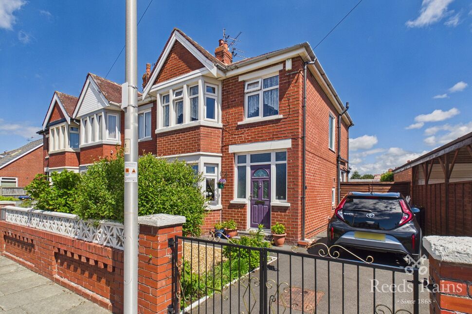 3 bedroom End Terrace House for sale