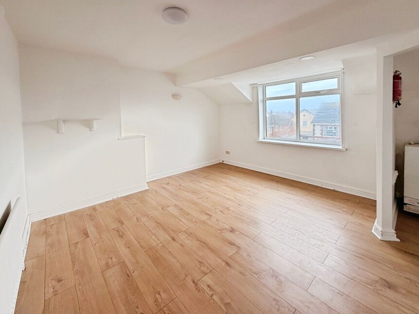 Main image of 2 bedroom Flat to rent, Beach Road, Thornton-Cleveleys, Lancashire, FY5