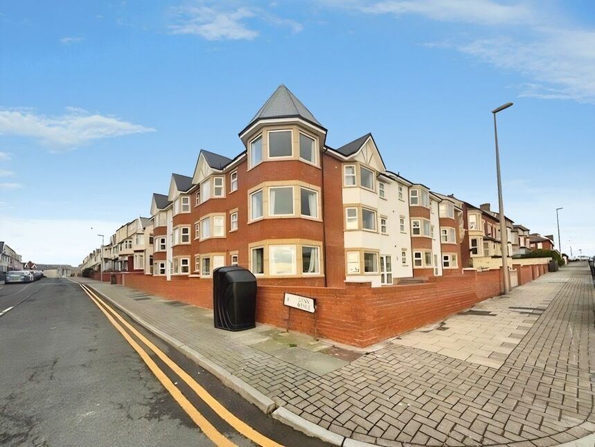Main image of 2 bedroom Flat to rent, Warley Road, Blackpool, Lancashire, FY1