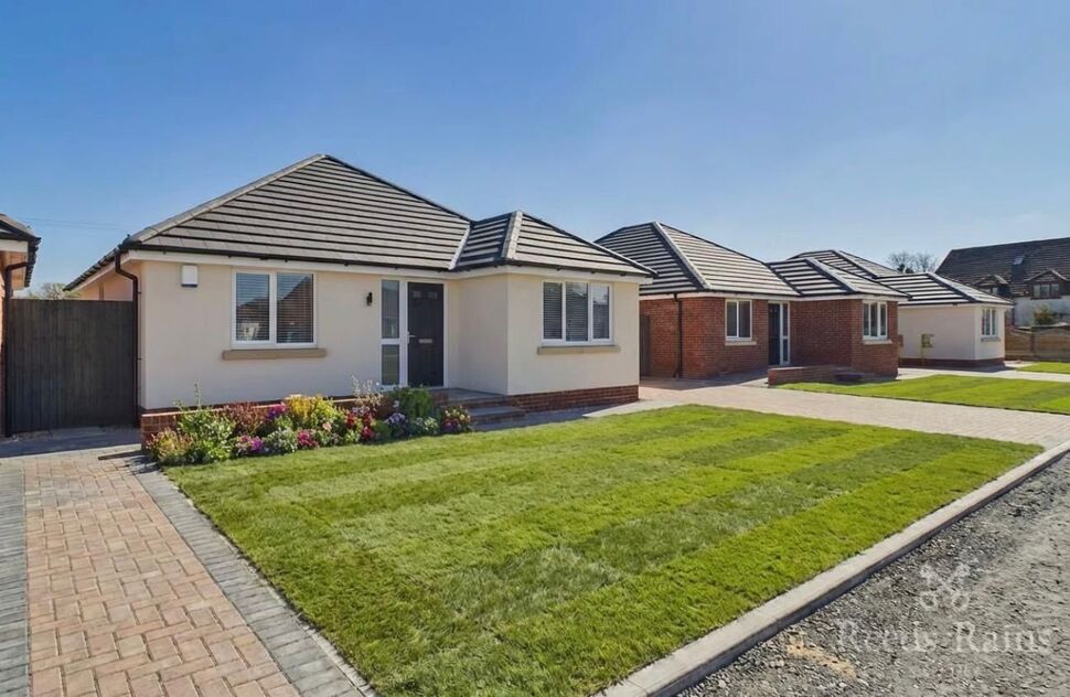 Main image of 2 bedroom Detached Bungalow for sale, Birchwood Gardens, Blackpool, Lancashire, FY4