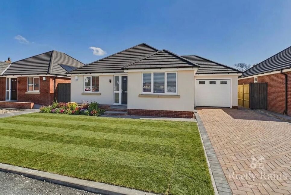 Main image of 2 bedroom Detached Bungalow for sale, Birchwood Gardens, Blackpool, Lancashire, FY4