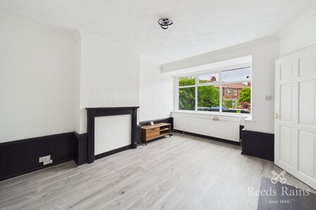 2 bedroom End Terrace House for sale