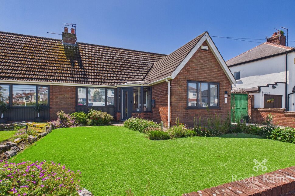2 bedroom Semi Detached Bungalow for sale