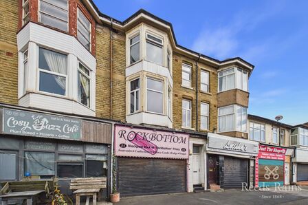 Lytham Road, 3 bedroom Mid Terrace Flat for sale, &pound;130,000