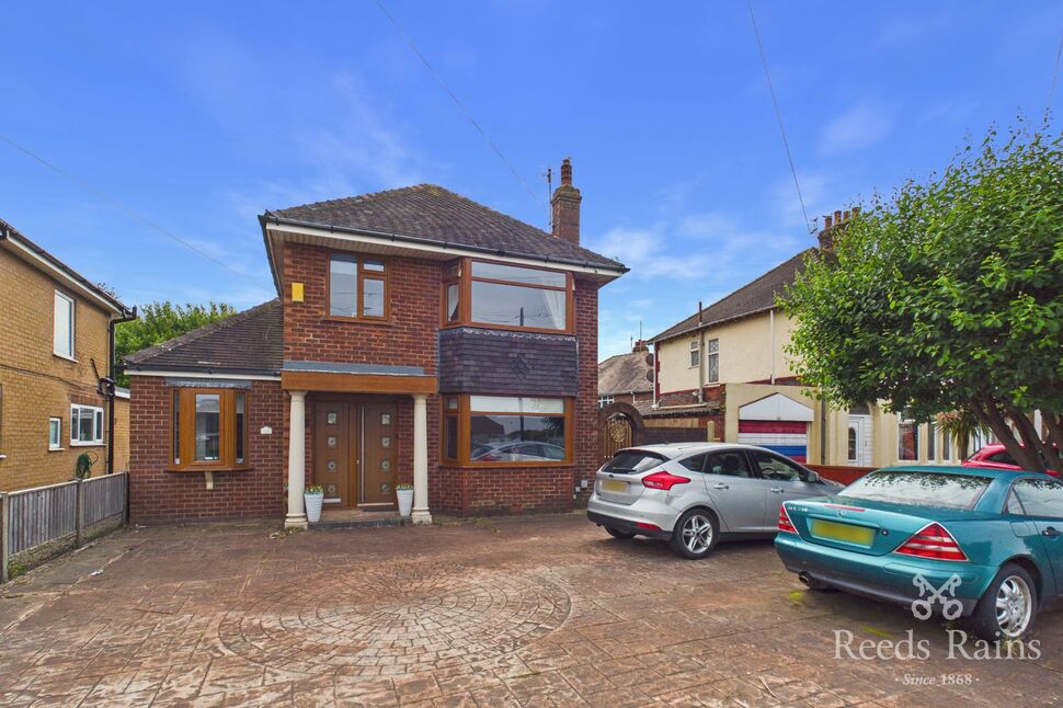 Main image of 4 bedroom Detached House for sale, Broadway, Lancashire, FY7