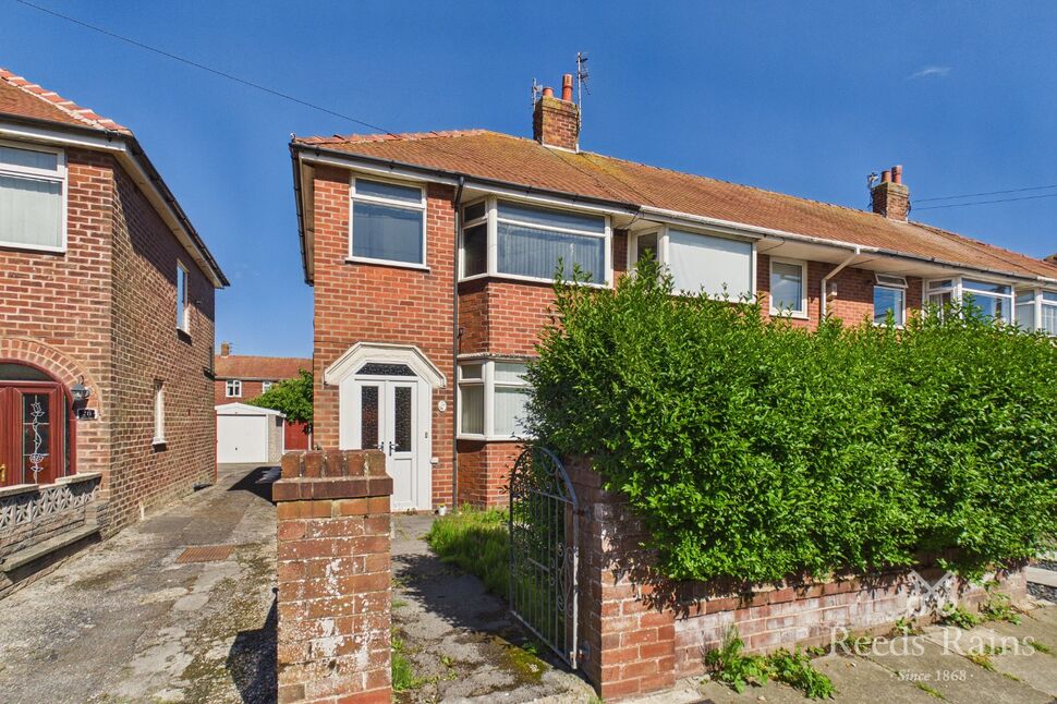 3 bedroom End Terrace House for sale