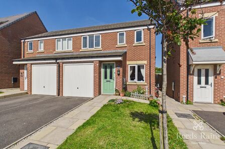 Stubblefield Drive, 3 bedroom Semi Detached House for sale, &pound;220,000