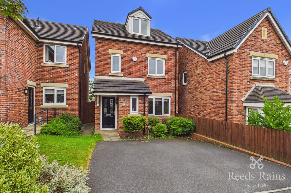 Main image of 4 bedroom Detached House for sale, Truno Close, Blackpool, Lancashire, FY3