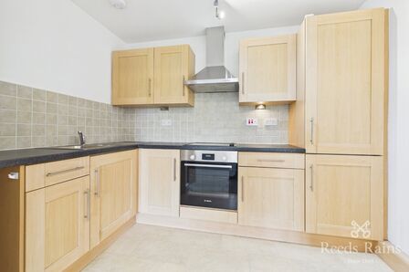 Blackpool Old Road, 1 bedroom Flat to rent, &pound;825 pcm