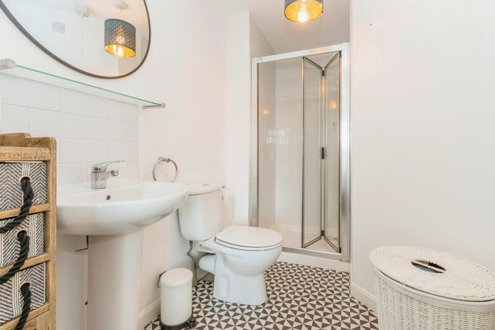 5 bedroom Detached House for sale, Windsor Avenue, Bangor, BT20 £475,000