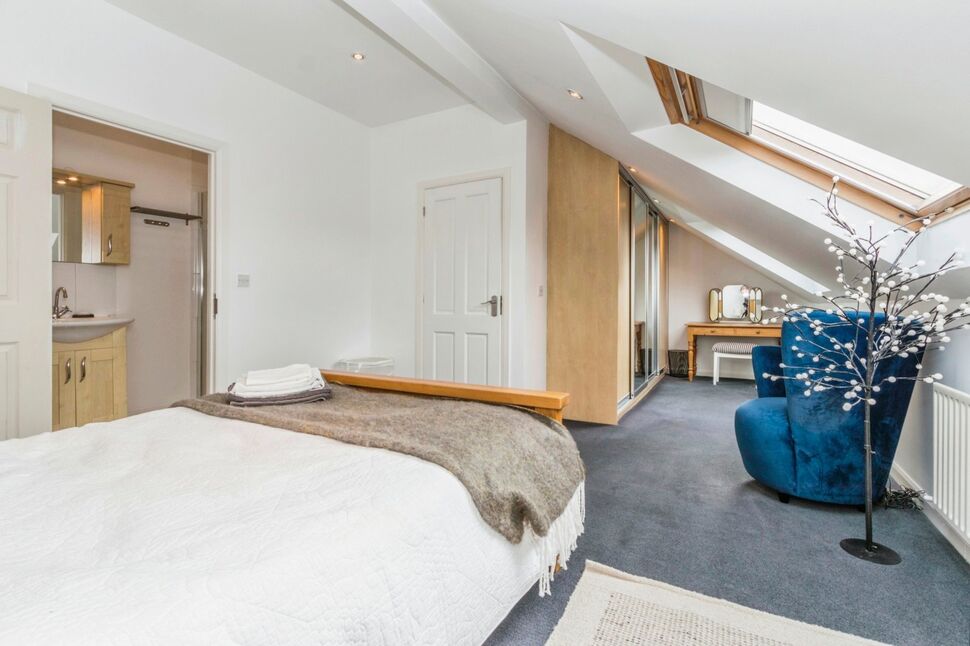 5 bedroom Detached House for sale, Windsor Avenue, Bangor, BT20 £475,000