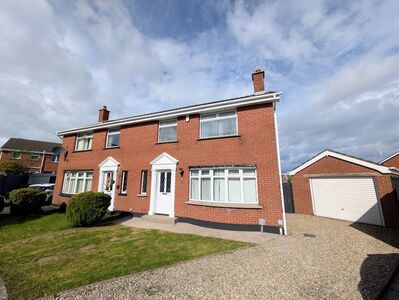 Cloverhill Drive, 3 bedroom Semi Detached House to rent, £995 pcm