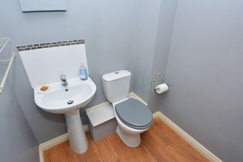 4 bedroom Mid Terrace House for sale, Upritchard Gardens, Bangor, BT19