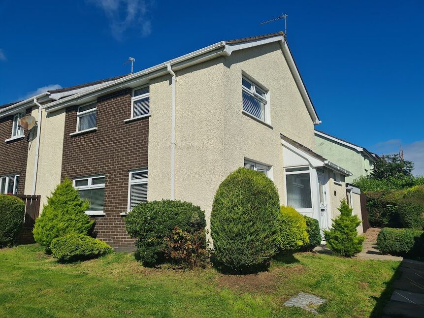 4 bedroom End Terrace House for sale