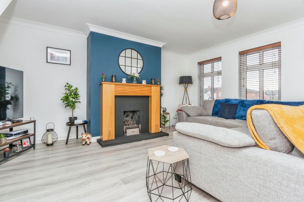 3 bedroom Mid Terrace House for sale, Hawthorne Court, Bangor, BT20 £