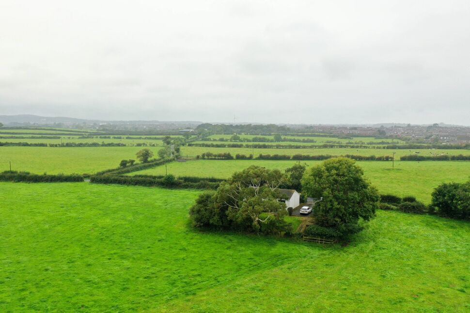 3 bedroom Detached House for sale, Ballycrochan Road, Bangor, BT19 £