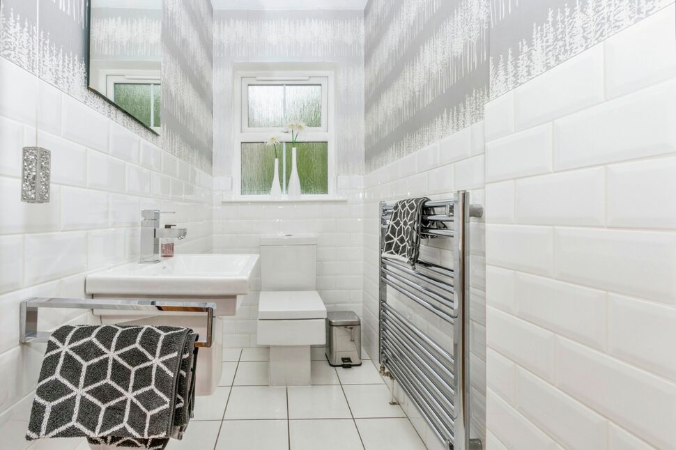 6 bedroom Detached House for sale, Beechfield Crescent, Bangor, BT19