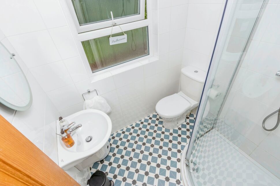 6 bedroom Detached House for sale, Beechfield Crescent, Bangor, BT19