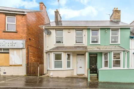 3 bedroom End Terrace House for sale