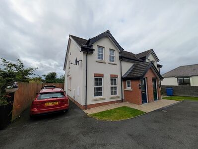 Killaughey Road, 3 bedroom Semi Detached House to rent, £1,050 pcm