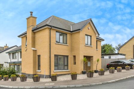 Crawfords Farm Grove, 4 bedroom Detached House for sale, £420,000