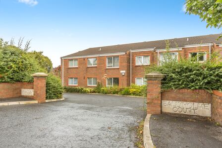 Ballyholme Court, 1 bedroom  Flat for sale, £105,000