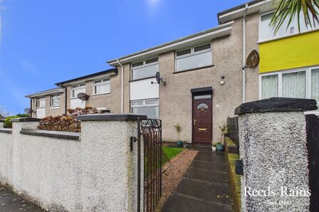 Ballyminetragh Gardens, 3 bedroom Mid Terrace House for sale, &pound;110,000