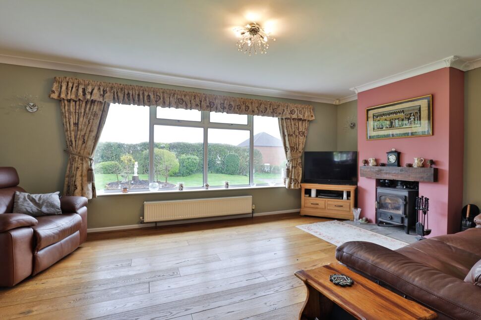 5 bedroom Detached Bungalow for sale, Green Lane, Bempton, YO15 £495,000