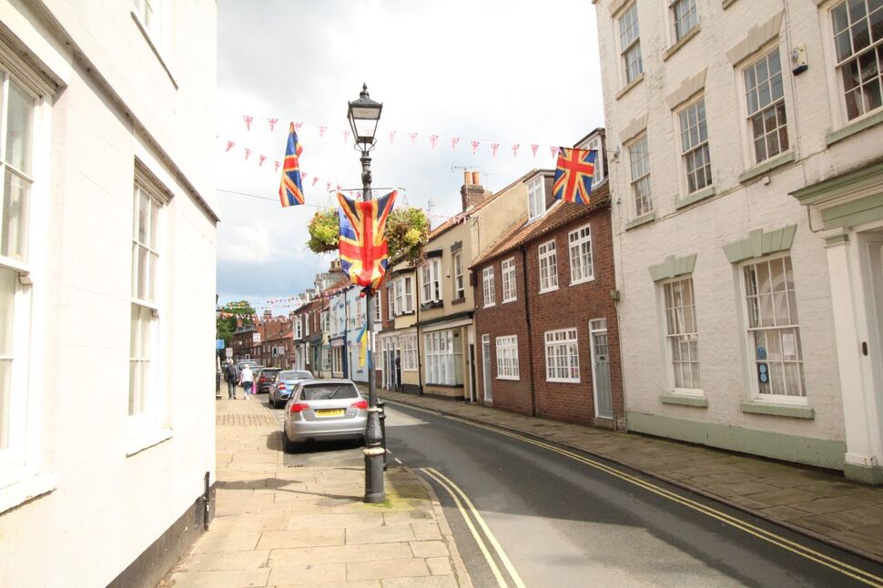 1 bedroom Mid Terrace House for sale, High Street, Bridlington, YO16