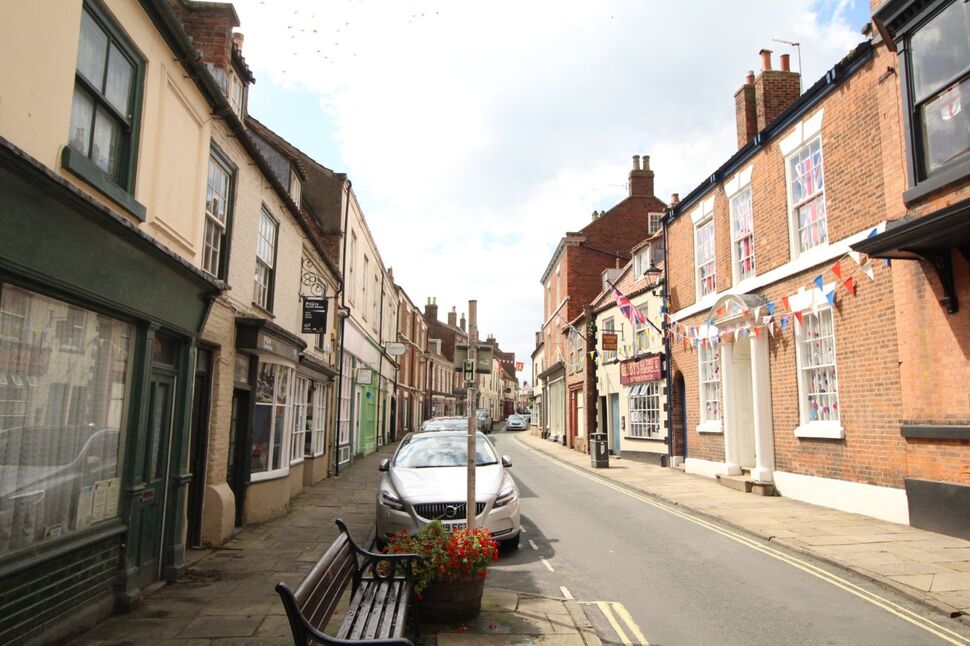 1 bedroom Mid Terrace House for sale, High Street, Bridlington, YO16