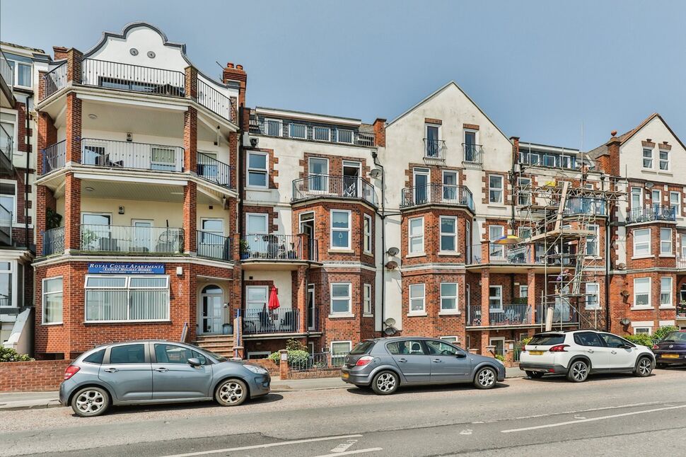 Main image of 3 bedroom Flat for sale, South Marine Drive, Bridlington, East Yorkshire, YO15