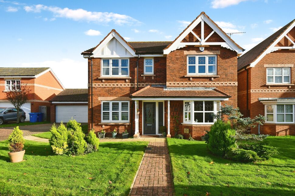 4 bedroom Detached House for sale