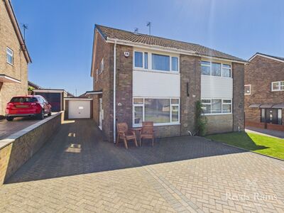 Trentham Drive, 3 bedroom Semi Detached House for sale, &pound;215,000