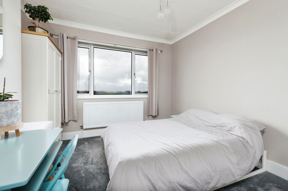 4 bedroom Semi Detached House for sale, Sewerby Road, Bridlington, YO16