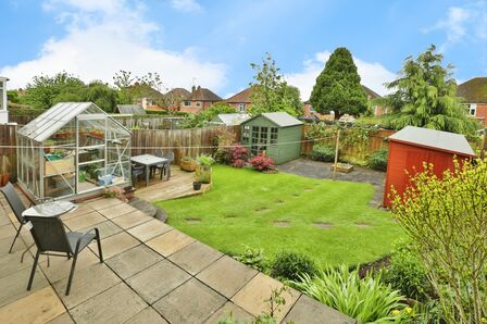 4 bedroom Semi Detached House for sale