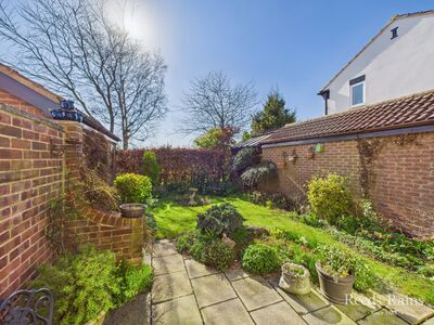 Evesham Croft, 3 bedroom Detached House for sale, £235,000