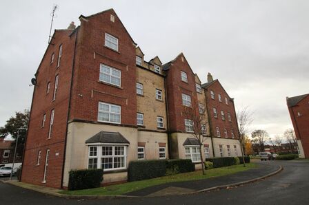 Scholars Way, 2 bedroom  Flat for sale, £85,000
