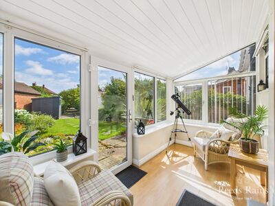 St. Aidan Road, 2 bedroom Detached Bungalow for sale, £230,000